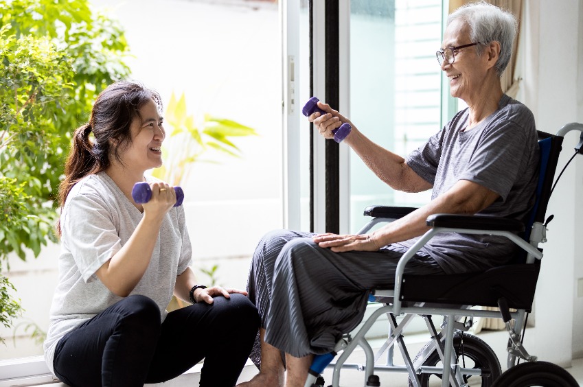 Aide à domicile aux seniors pour le sport